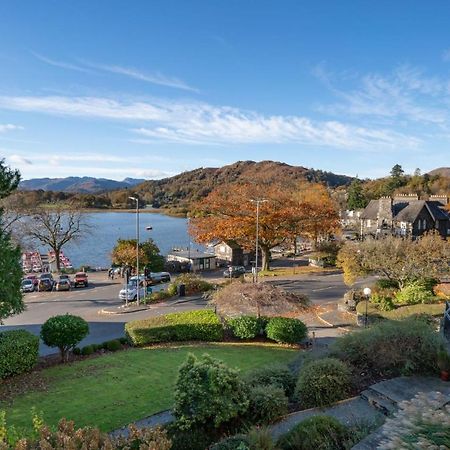 Brand New - Contemporary - 2 Bedroom - 2 Bathroom - Spacious Apartment - Lake Views Ambleside Extérieur photo