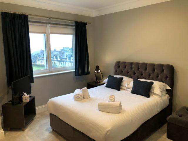 Brand New - Contemporary - 2 Bedroom - 2 Bathroom - Spacious Apartment - Lake Views Ambleside Extérieur photo
