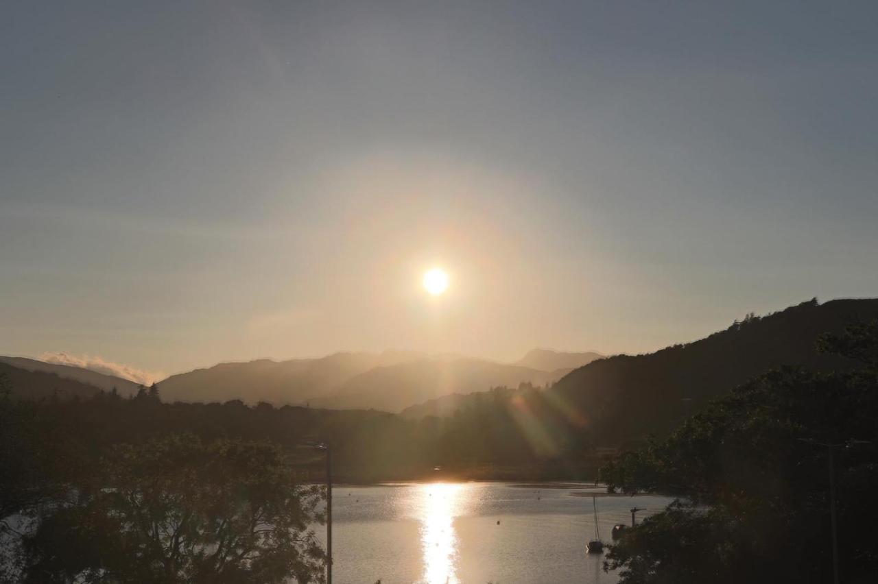 Brand New - Contemporary - 2 Bedroom - 2 Bathroom - Spacious Apartment - Lake Views Ambleside Extérieur photo