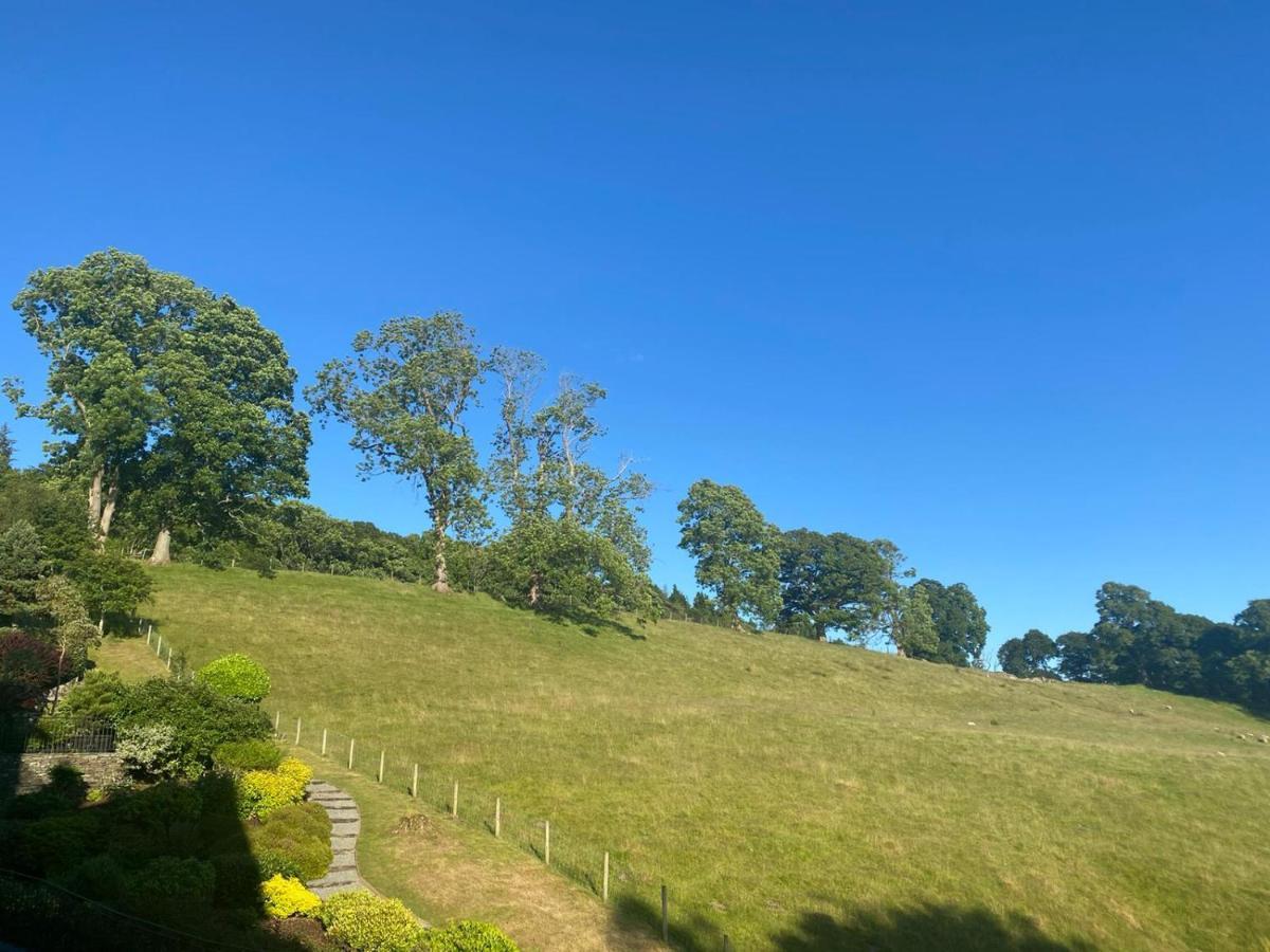 Brand New - Contemporary - 2 Bedroom - 2 Bathroom - Spacious Apartment - Lake Views Ambleside Extérieur photo